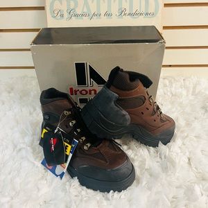 Iron Age Safety Shoes/size9.5/with-MW